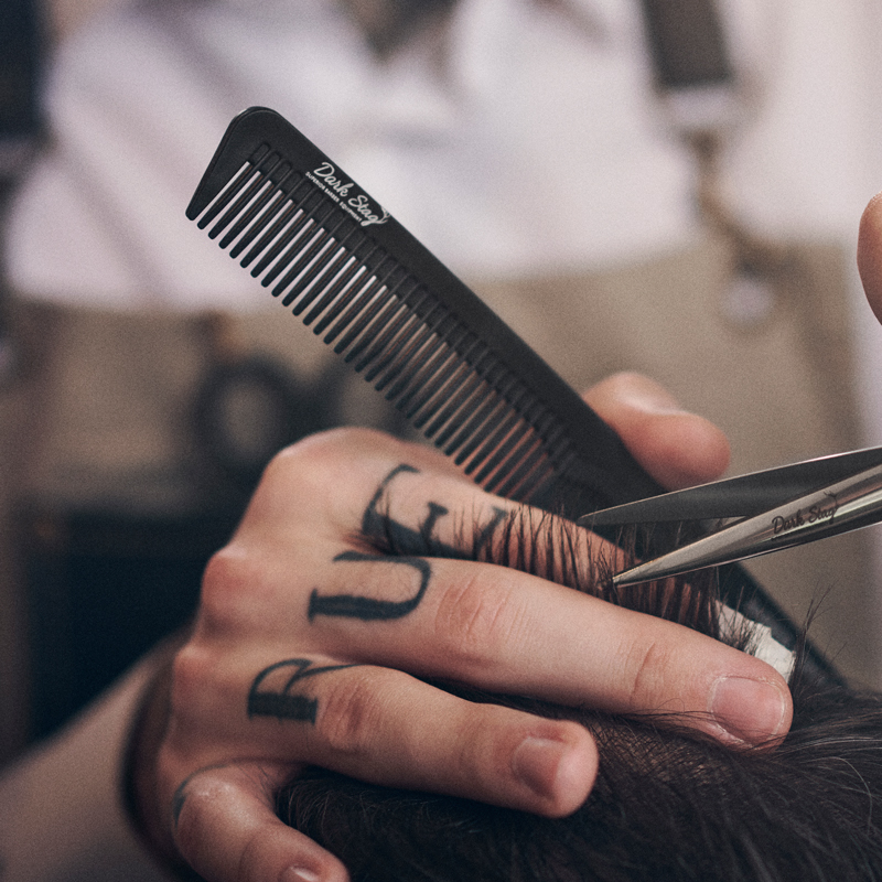 Dark Stag Barber Carbon kam 2 cutting